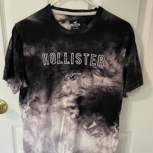 Hollister Large Black and White Mens Short Sleeved Shirt